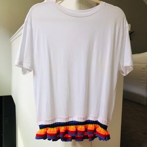 Cotton white tee with colorful bottom trim